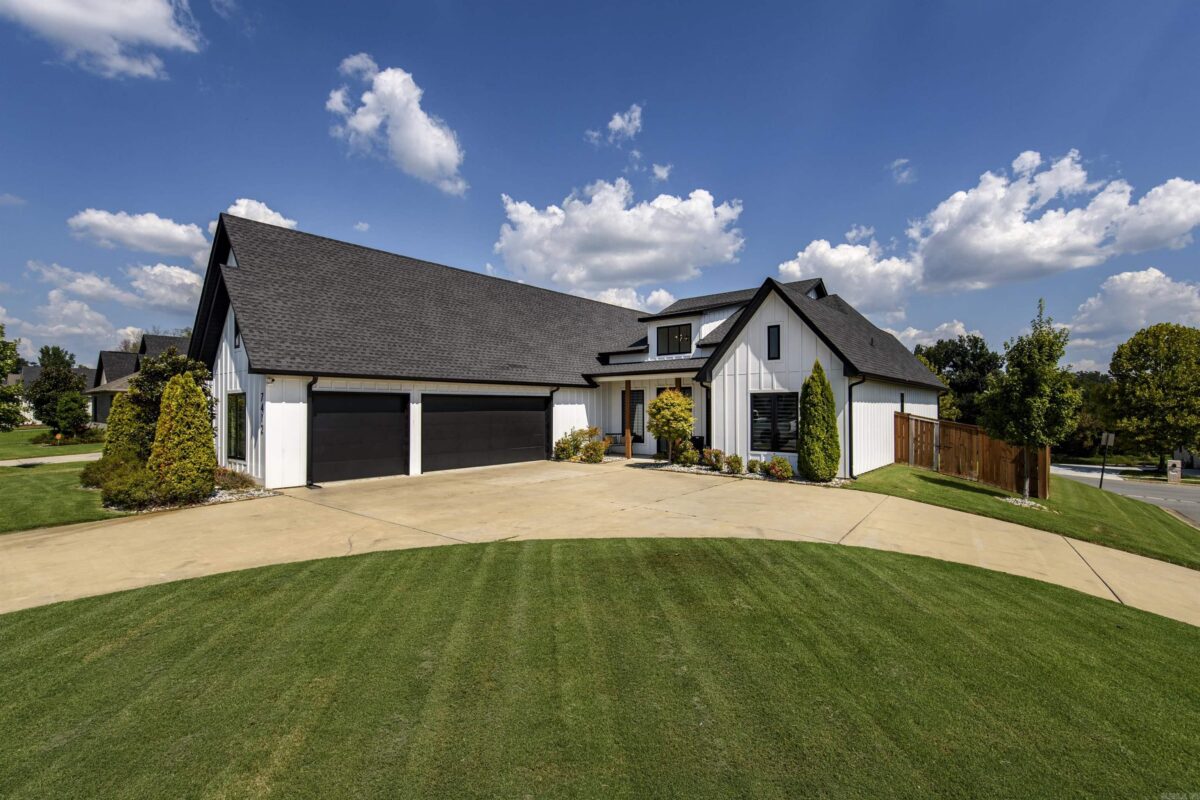 7412 Northwood Drive – Benton, AR
